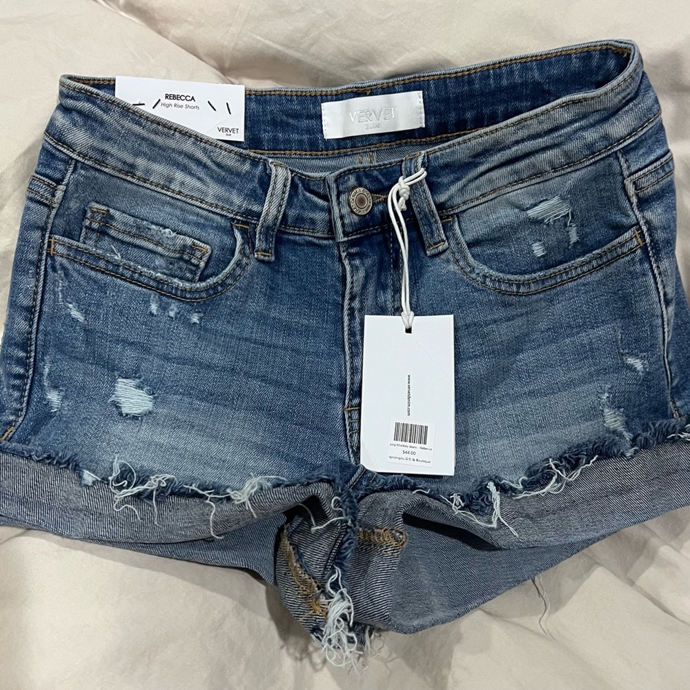 Vervet Rebecca high rise shorts size small